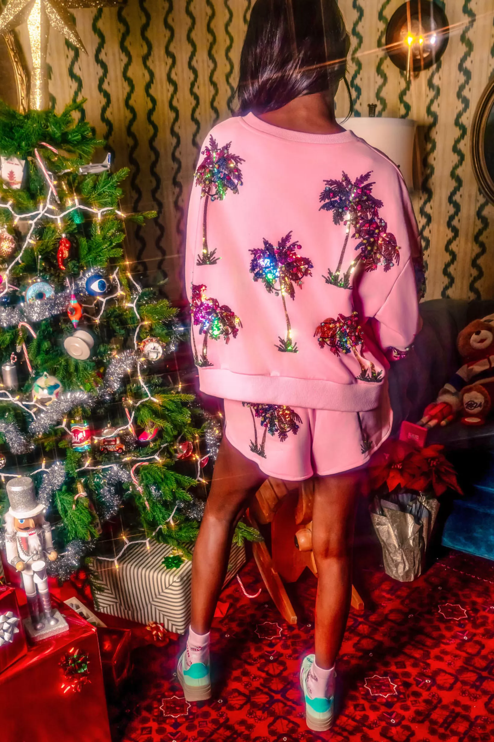 Cheap Queen of Sparkles Light , Green & Red Multi Christmas Light Palm Tree Sweatshirt Pink