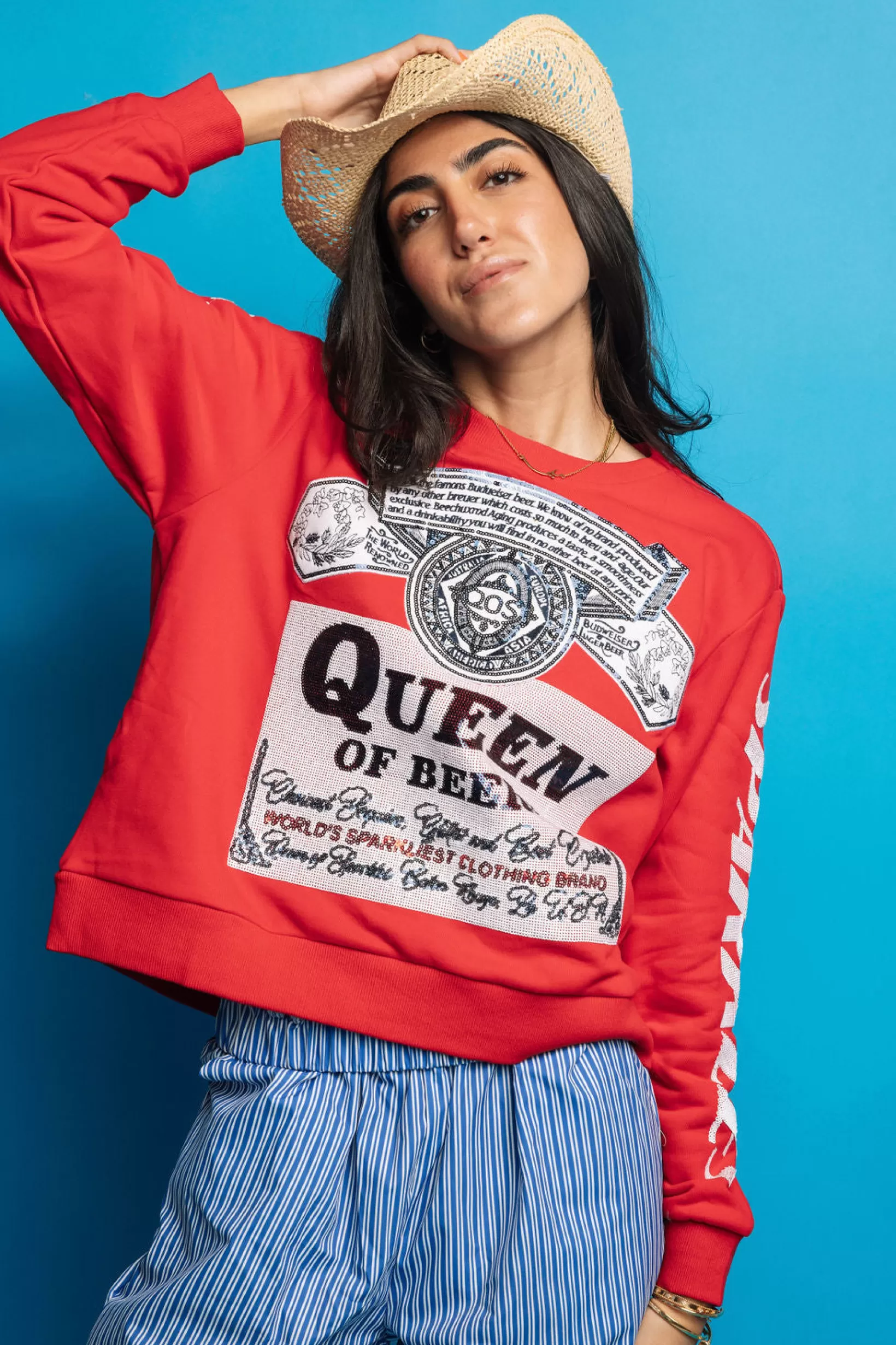 Best Sale Queen of Sparkles Queen of Beers Sweatshirt Red