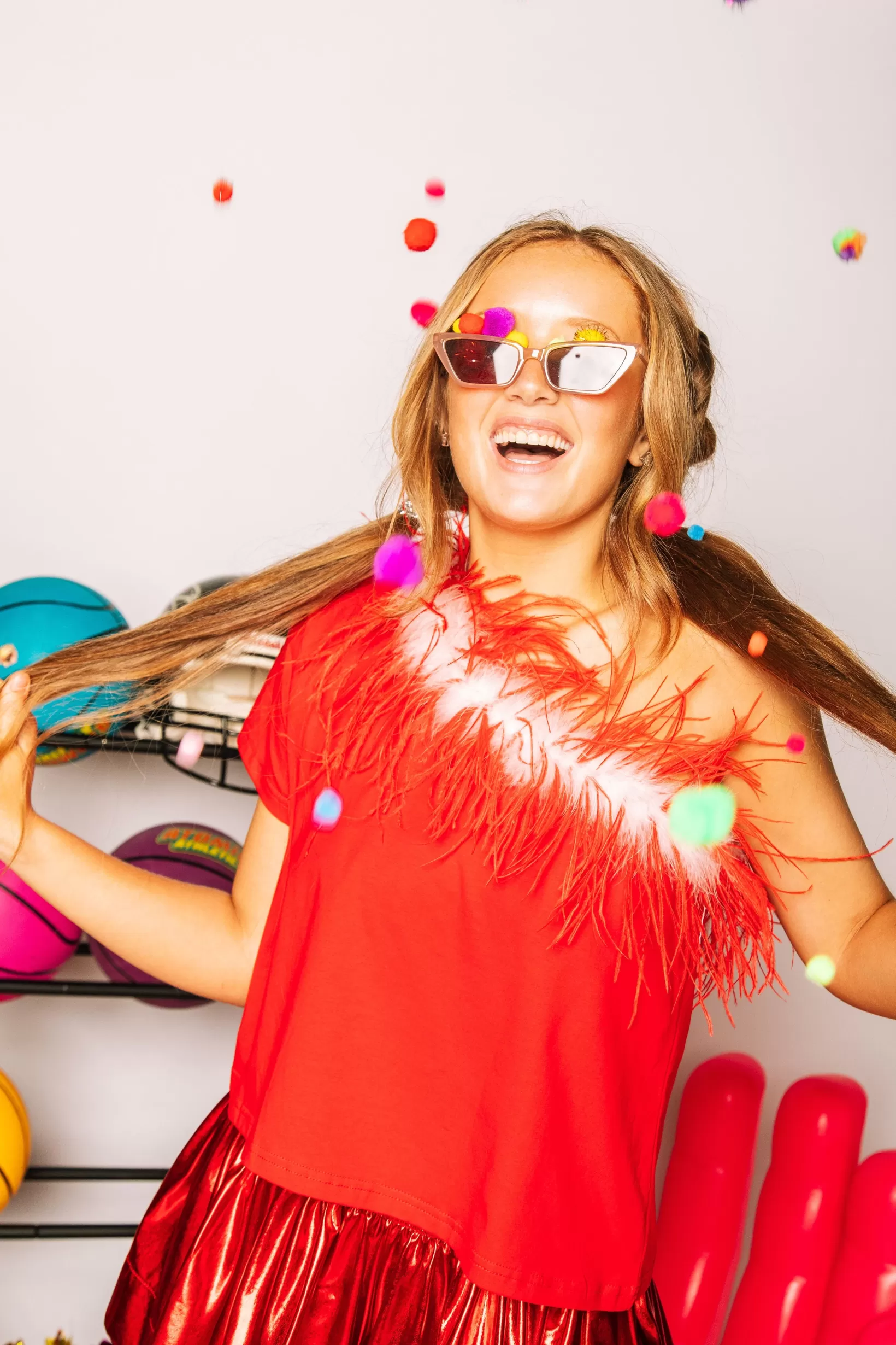 Store Queen of Sparkles & White One Shoulder Feather Tee Red