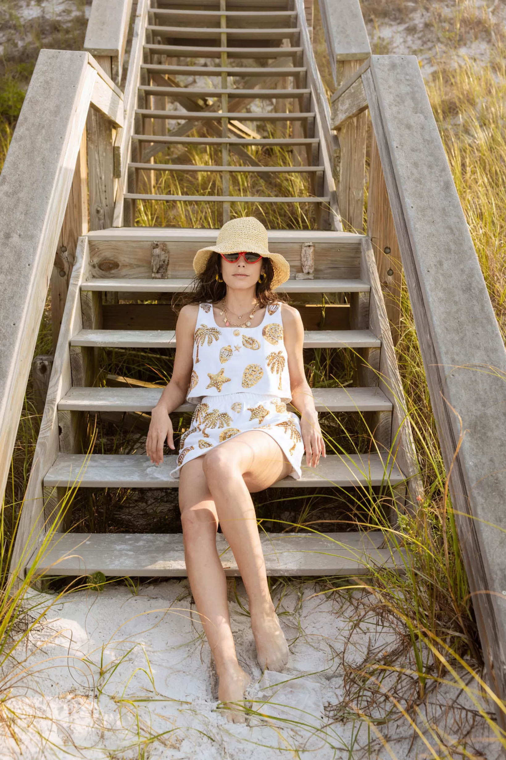 Store Queen of Sparkles & Gold Sequin Shell Tank White