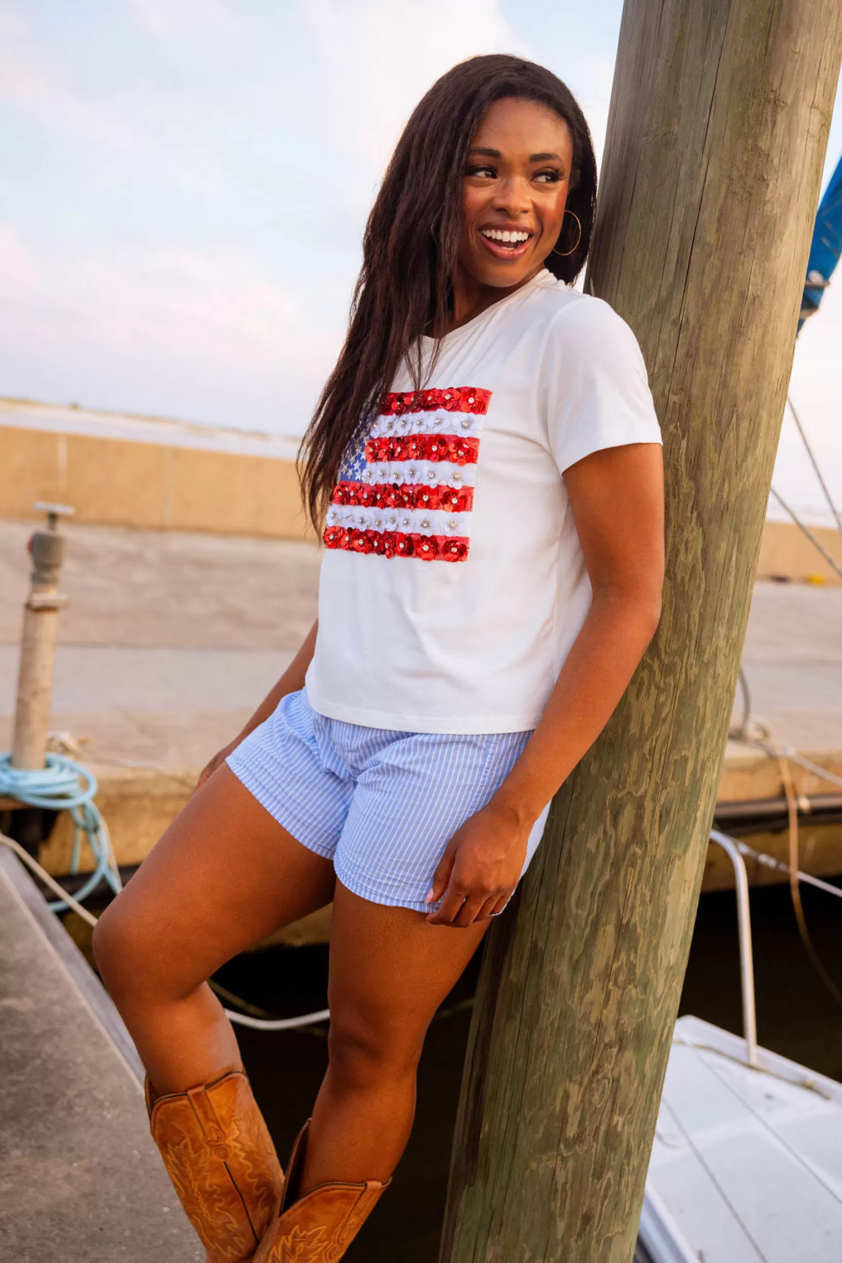 Clearance Queen of Sparkles Flower American Flag Tee White