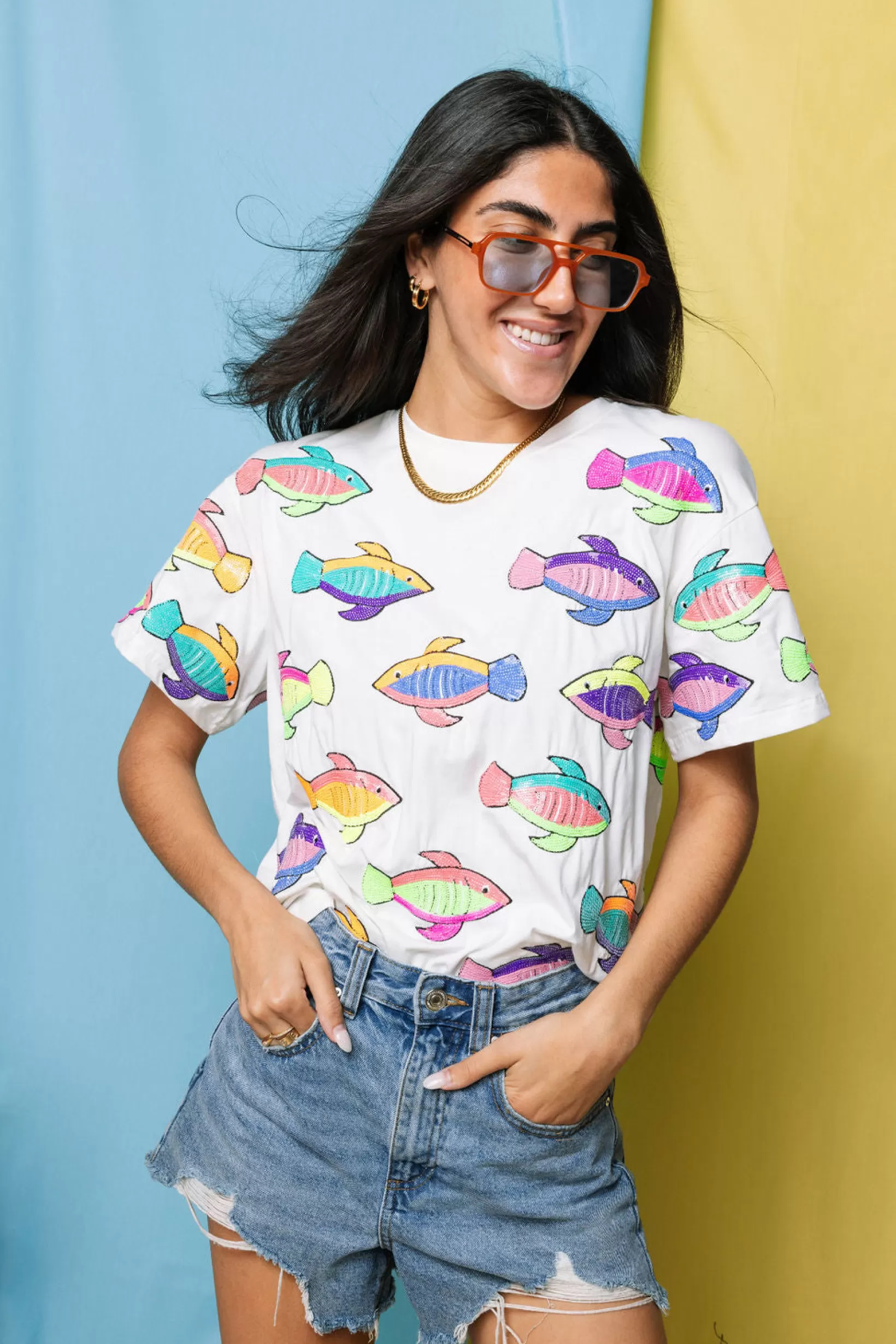 Online Queen of Sparkles Neon Scattered Fish Tee White