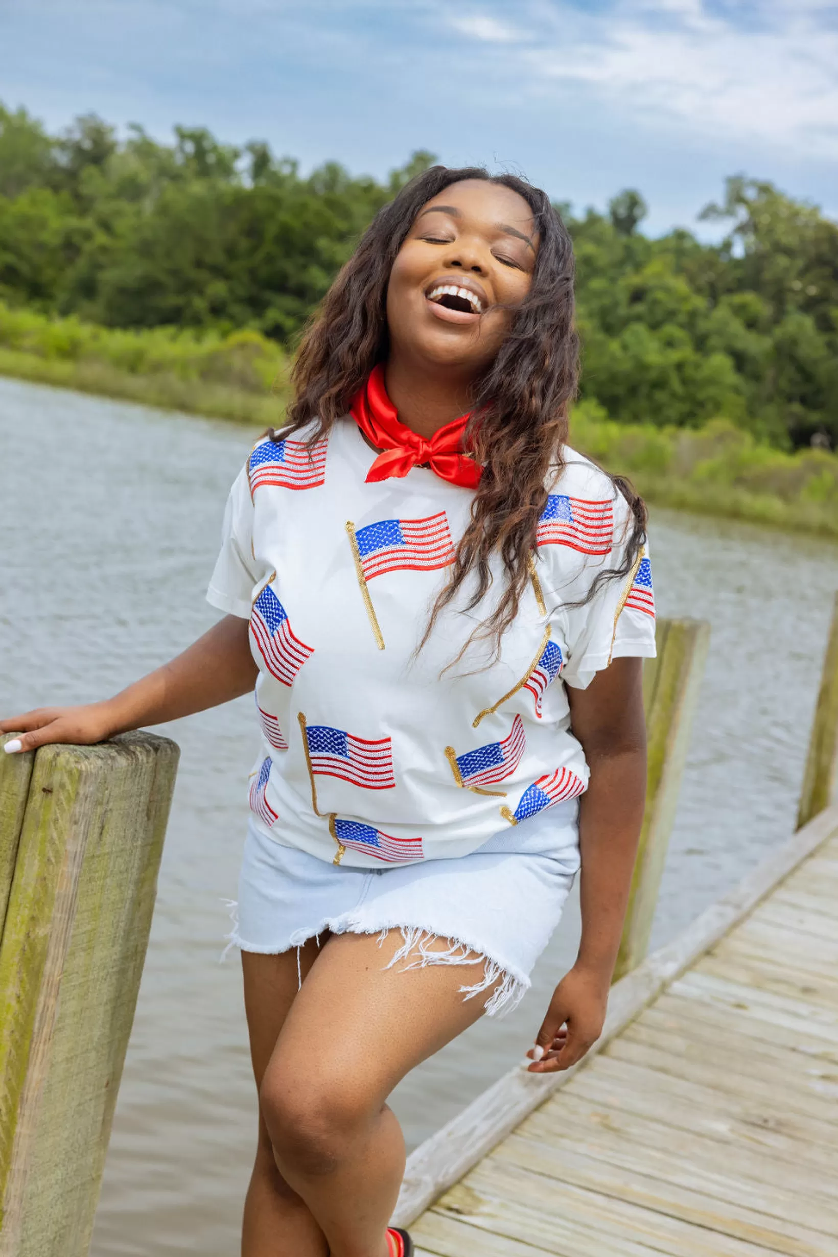 Best Sale Queen of Sparkles Scattered Metallic American Flag Tee White